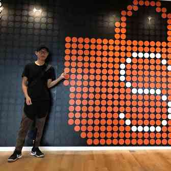 为了写这篇文章，我跑到马来西亚虾皮Shopee的办公室