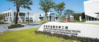 在亚马逊上卖成人用品的小明