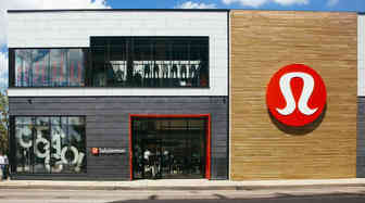 Lululemon正式进军鞋业！与耐克、阿迪达斯展开角逐！