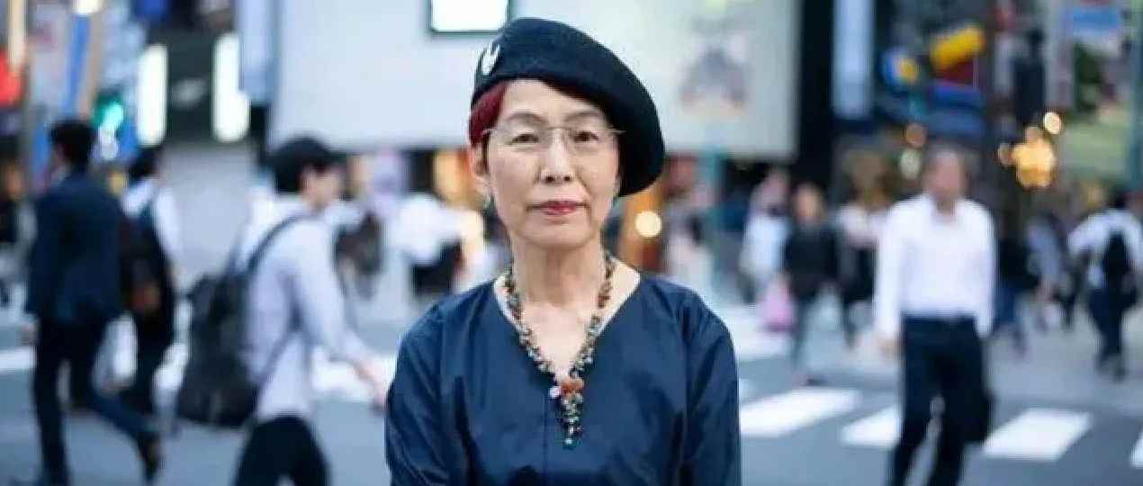 对话上野千鹤子，中日两国跨境人引群嘲...